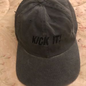 Kick It! Unstructured gray cap